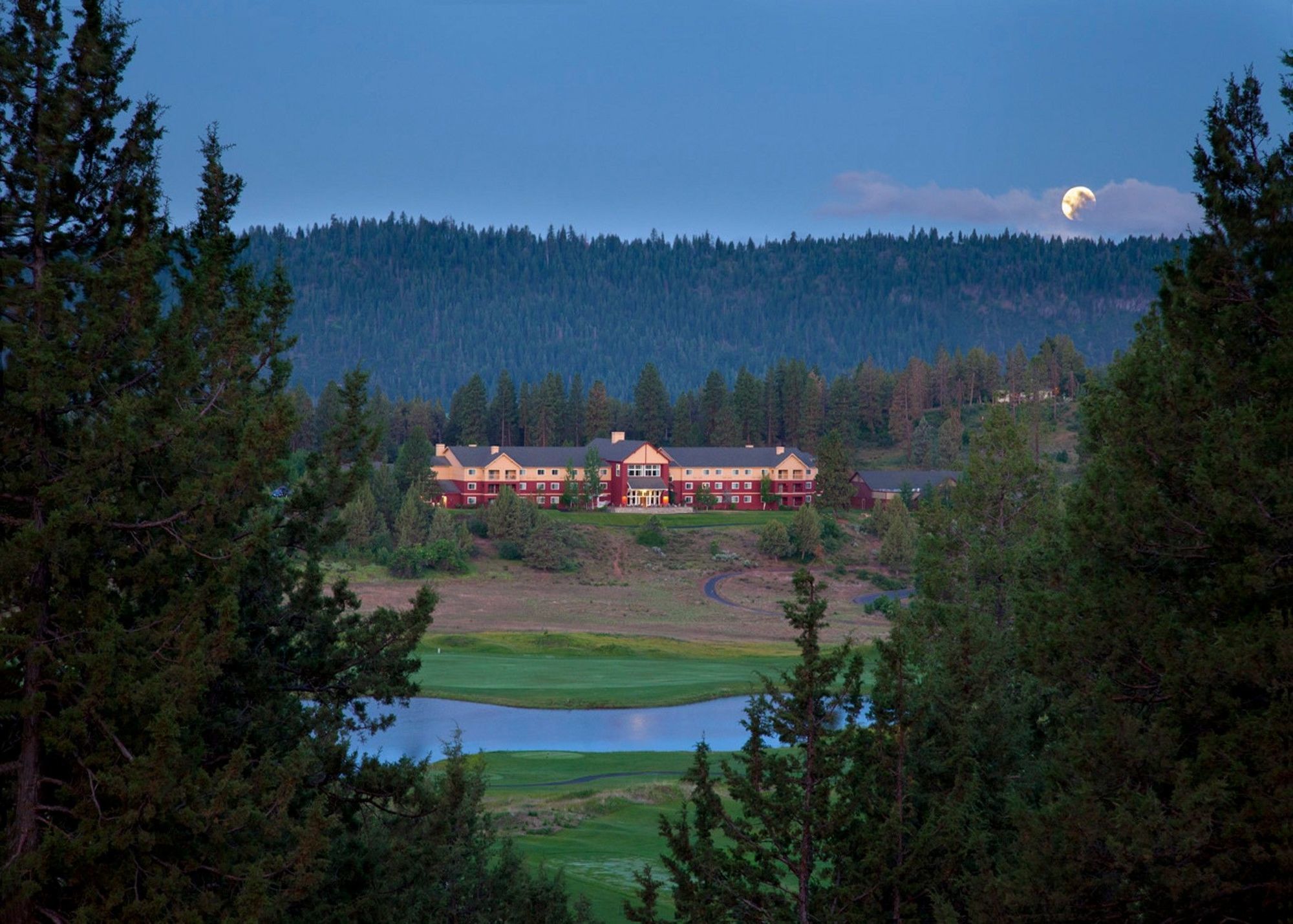 Running Y Ranch Golf & Spa Resort Кламат Фолс Екстериор снимка